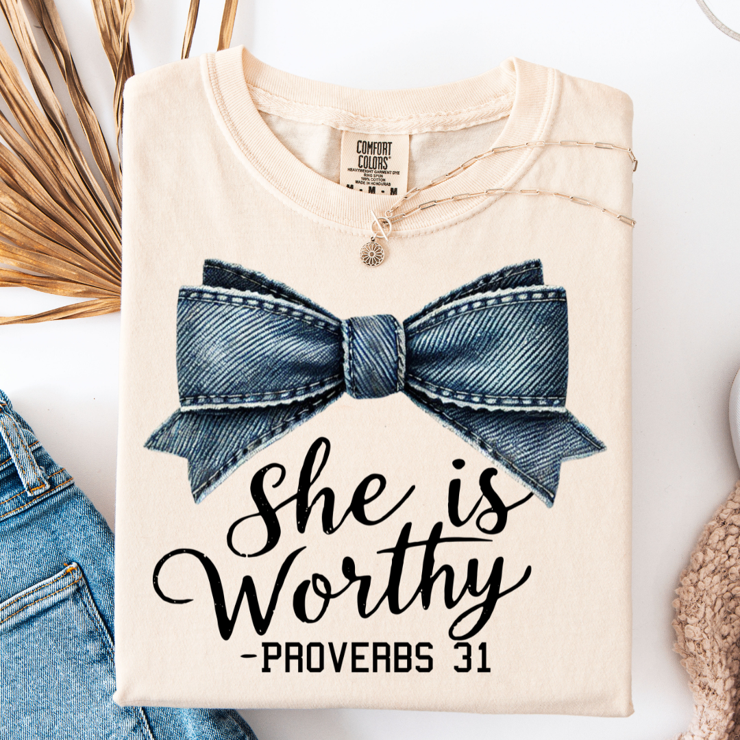 SHE IS WORTHY BOW T-SHIRT