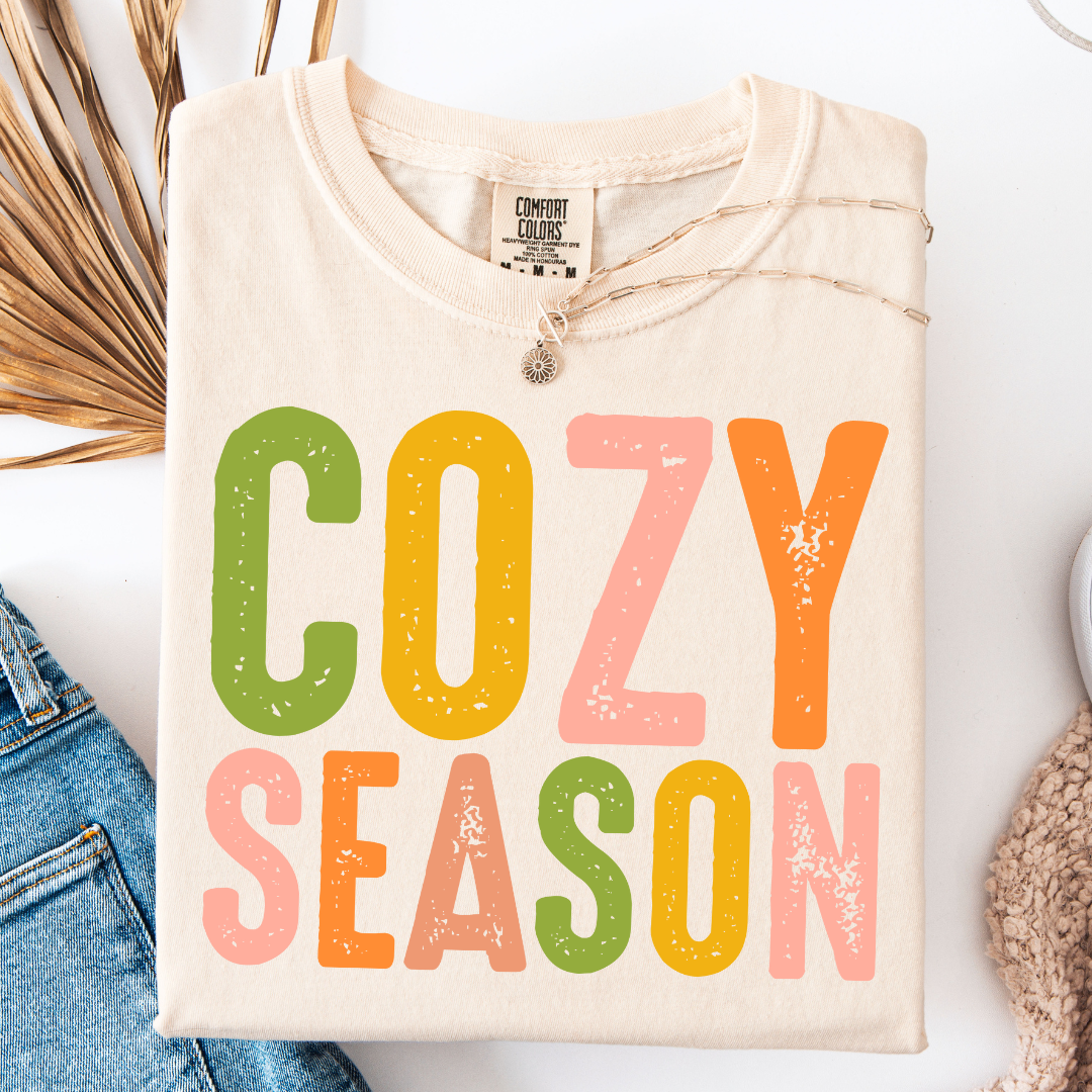 COZY SEASON T-SHIRT