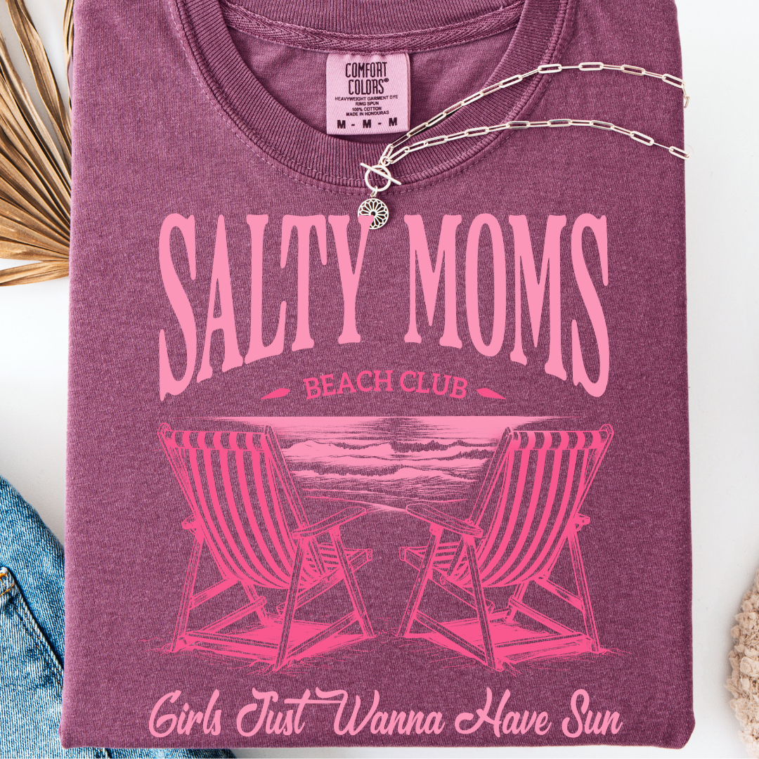 SALTY MOMS BEACH CLUB T-SHIRT
