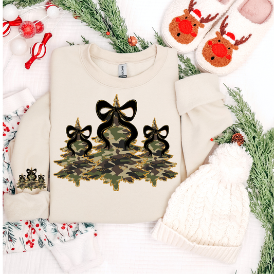 GLITTER CAMO CHRISTMAS TREE SWEATSHIRT